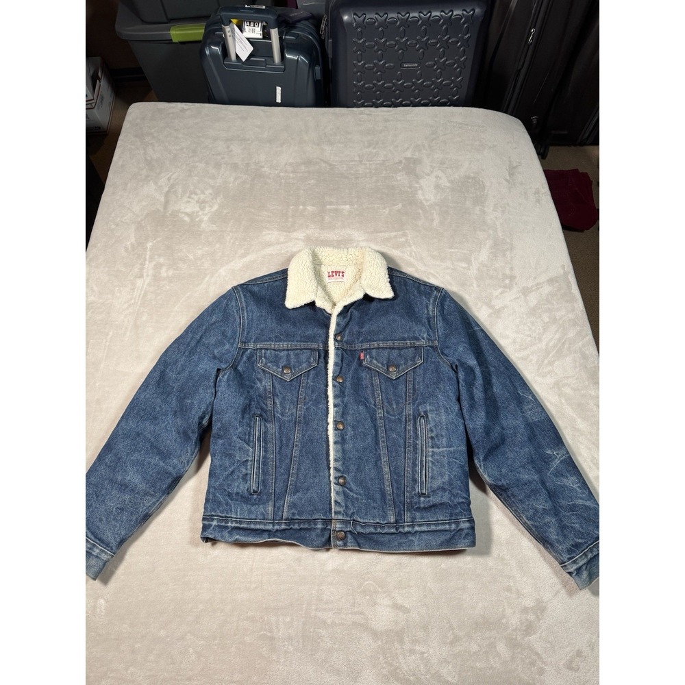 Vintage 80s Levis Sherpa Lined Denim Jacket Size 44 Blue Dark Faded MADE IN USA